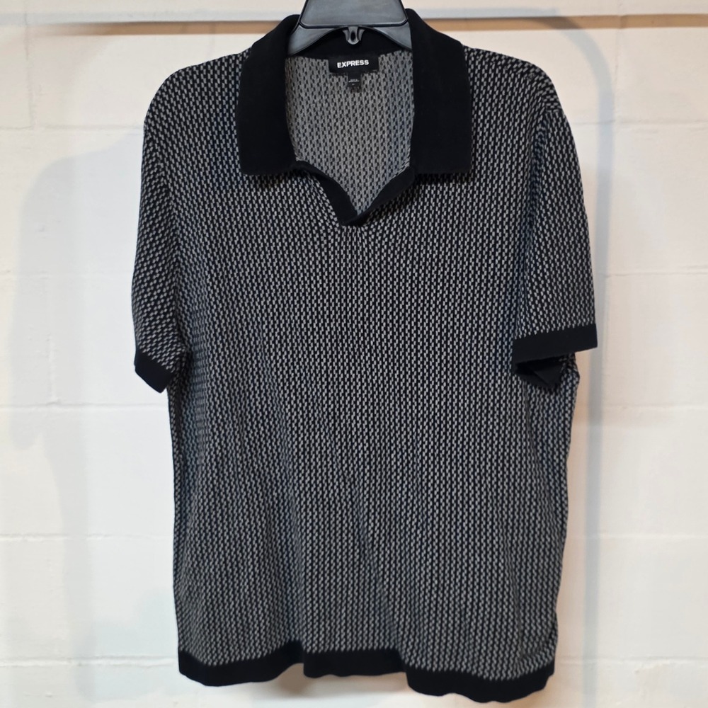 Express‎ Mens Knit Polo Shirt XL Black Gray Geometric Cotton Short Sleeve V-Neck